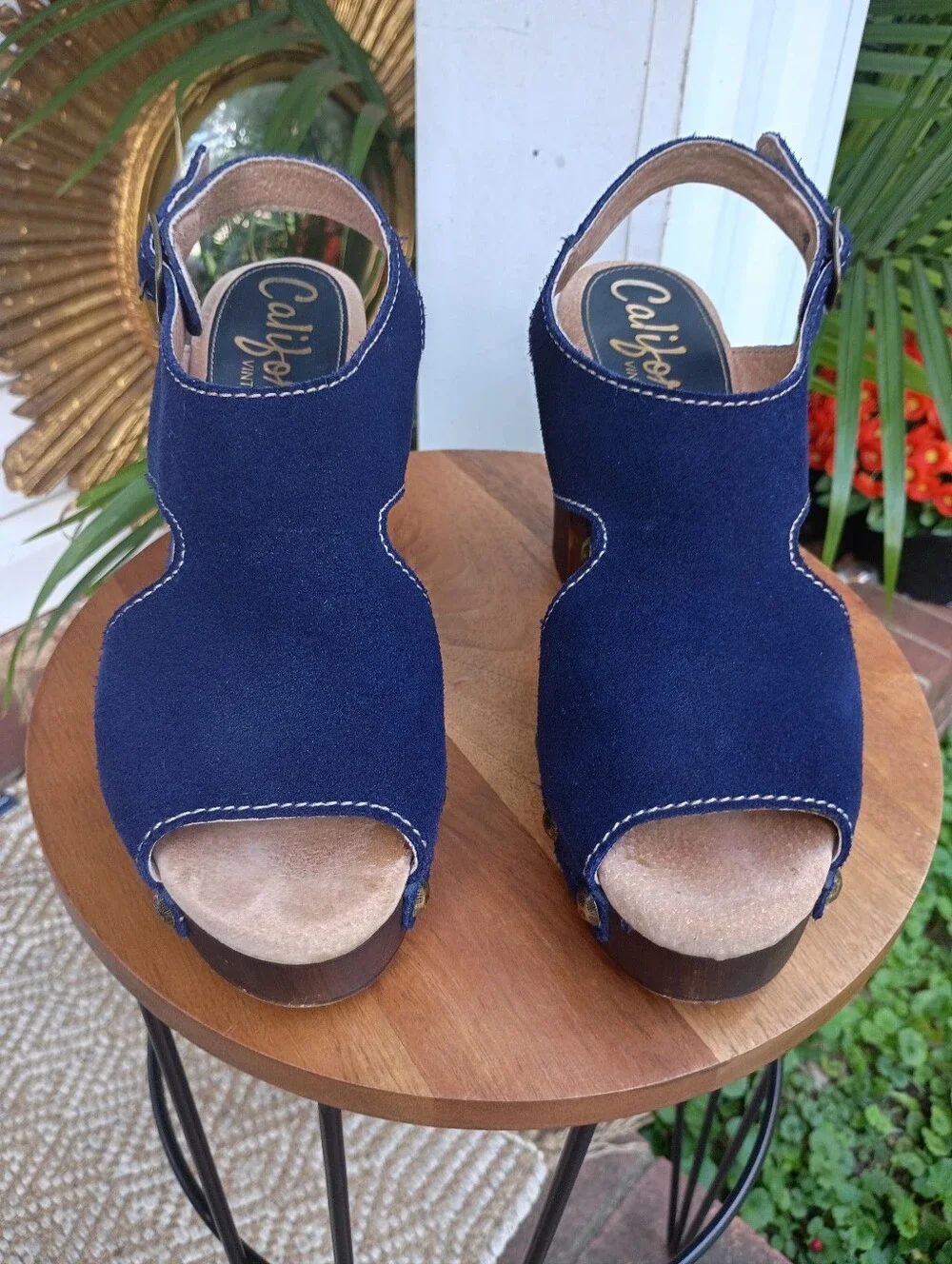 CALIFORNIANS VINTAGE COLLECT SZ 9 STUDDED NAVY SUEDE CLOGS HEELS HIPPIE BOHO LN - Picture 7 of 12